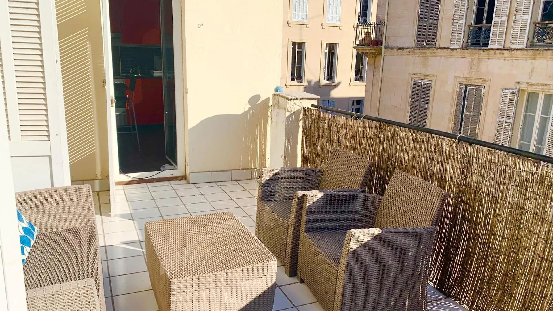 Apartament Terrasse Au Pied De La Gare Marsylia Francja